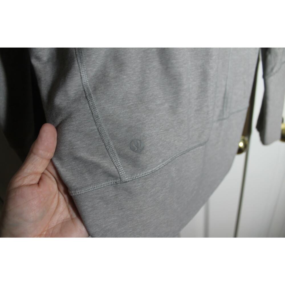 Lululemon Womens Light Gray Stride Jacket sz 4 - Picture 5 of 5